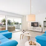 Сasa de vacaciones Lucia Mit Meerblick Und Pool In By Interhome