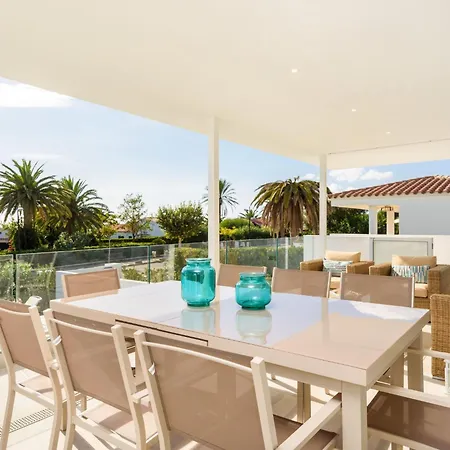 Lucia Mit Meerblick Und Pool In By Interhome * Santo Tomás