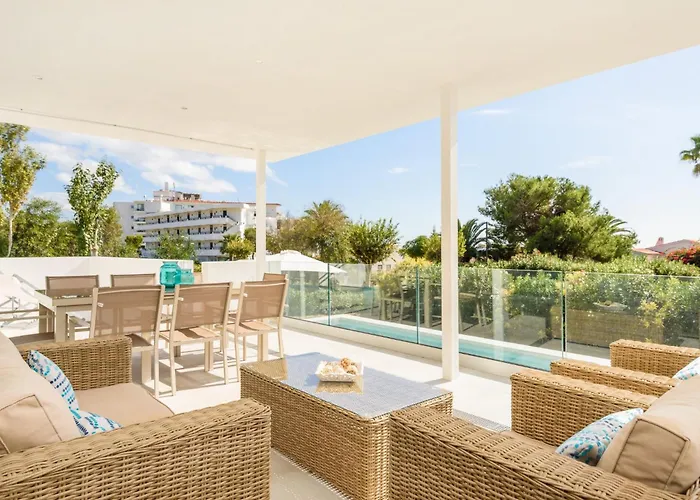 בית נופש Lucia Mit Meerblick Und Pool In By Interhome Santo Tomás