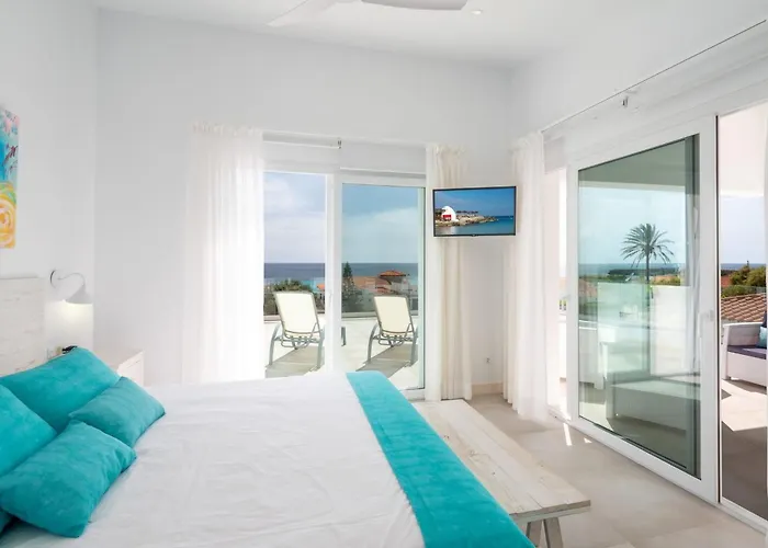 Lucia Mit Meerblick Und Pool In By Interhome Santo Tomás