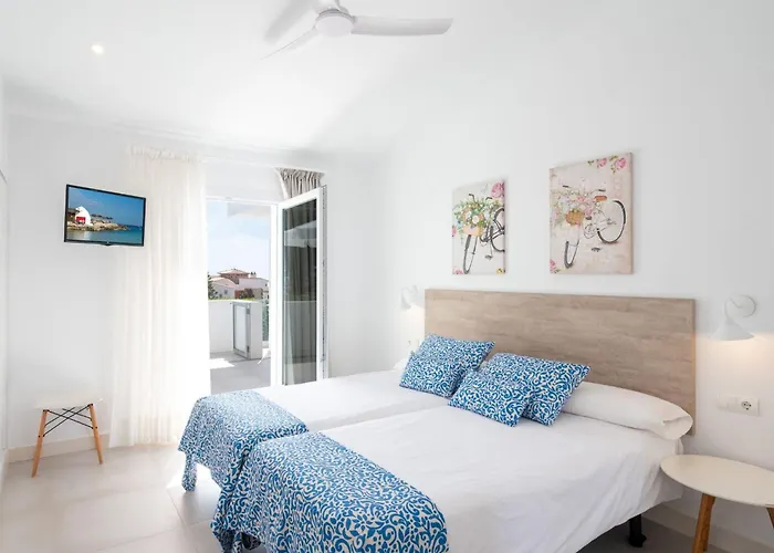 בית נופש Lucia Mit Meerblick Und Pool In By Interhome Santo Tomás