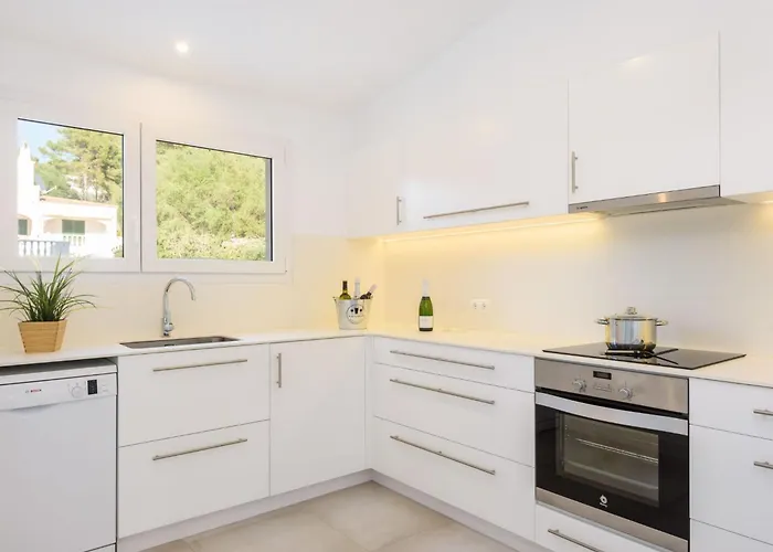 בית נופש Lucia Mit Meerblick Und Pool In By Interhome Santo Tomás