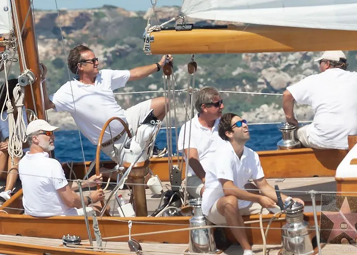 Hébergement de vacances Lucia Mit Meerblick Und Pool In By Interhome